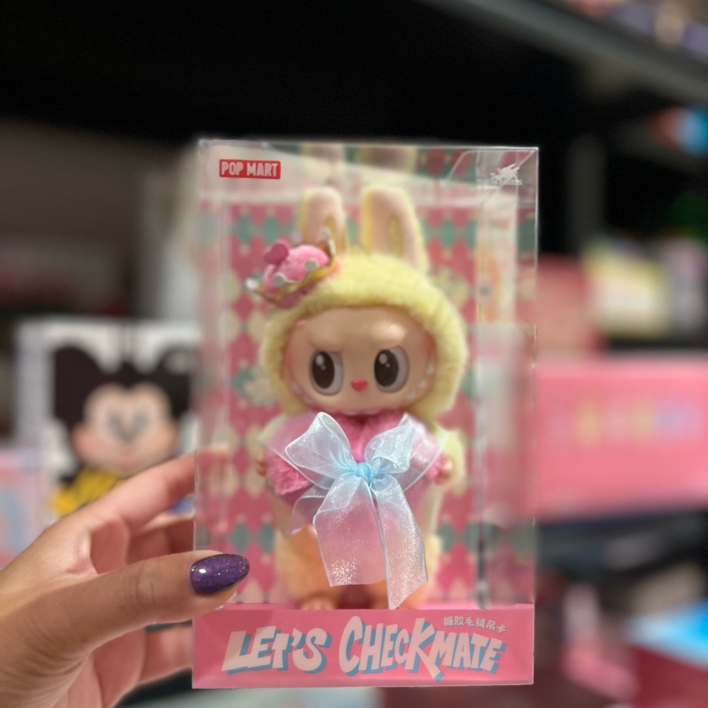LETS CHECK MATE - QUEEN - LABUBU - POPMART - Picture 2 of 3